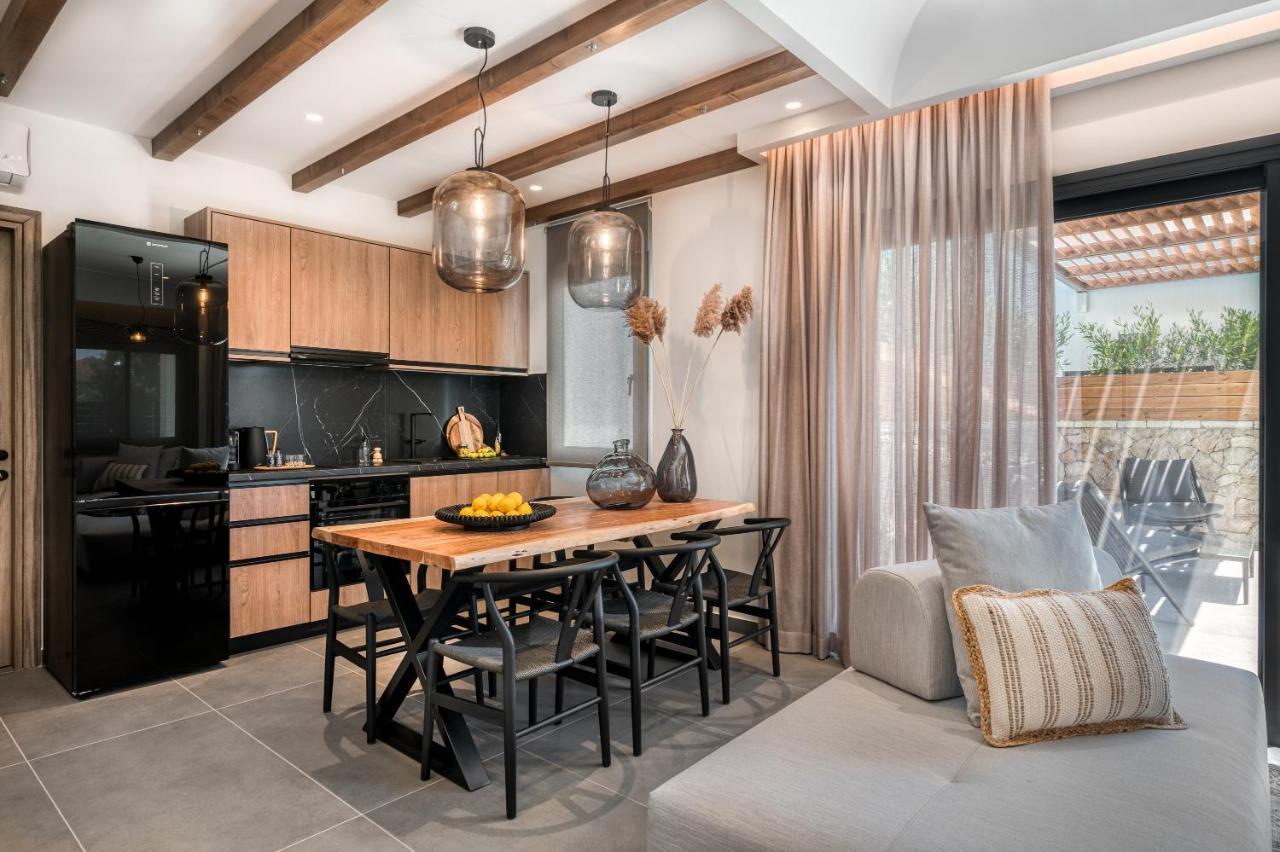 Sezian Boutique Homes And * Preveza