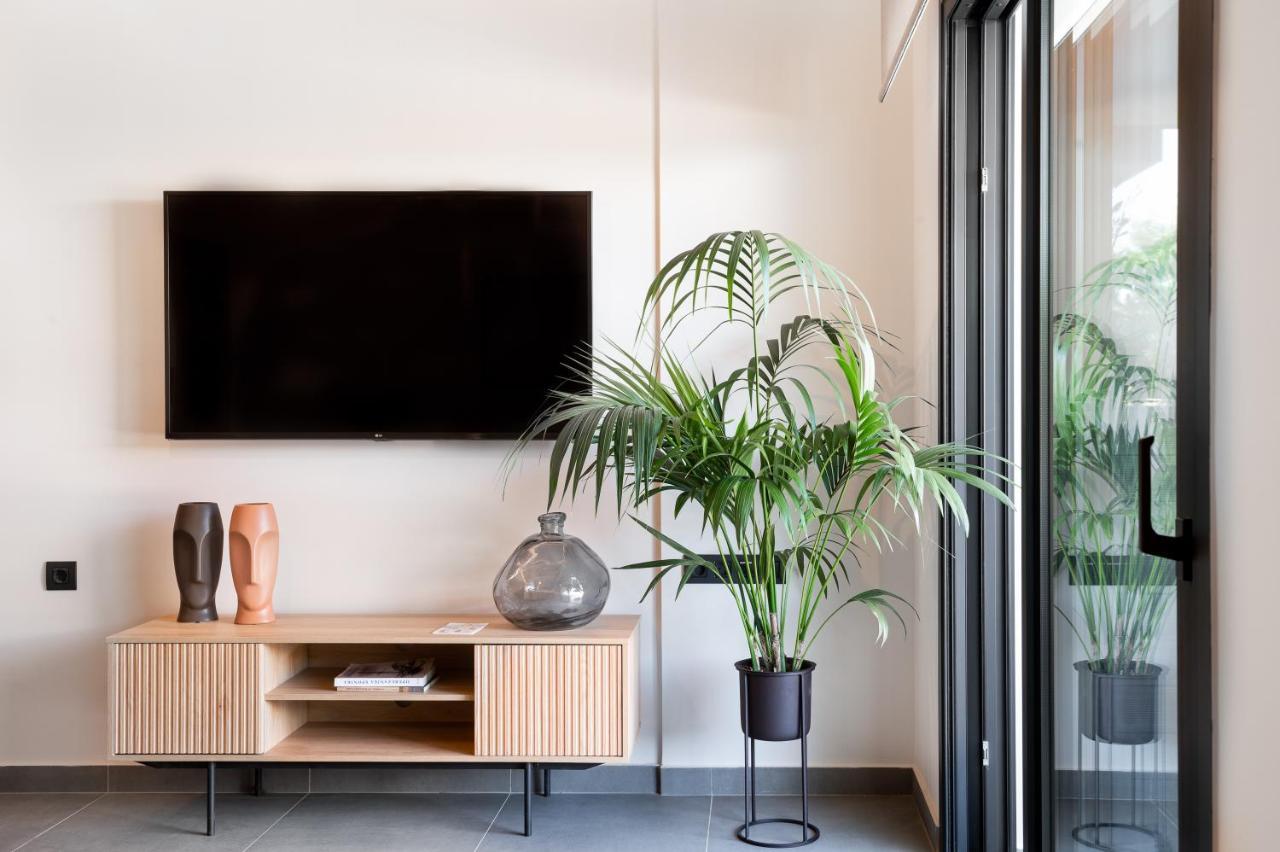 Sezian Boutique Homes And